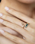 hand wearing Bukkuram diamonds gold ring in 18kt with emerald and diamonds, handcrafted Italian fine jewellery